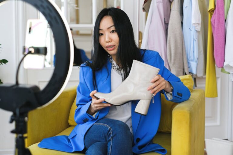 Influencer trend drives fashion sales