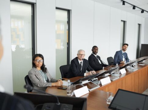 Shareholder Value Debate: Why Stakeholders Matter Now — Business coverage by CitizenPost