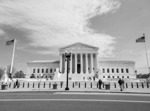 Supreme Court Term Limits: The Case For and Against — U.S. News coverage by CitizenPost