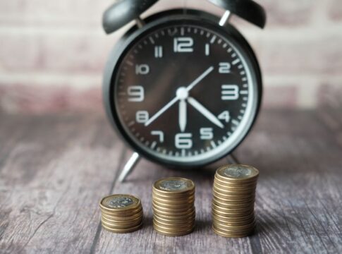 Fed’s table is set for a rate hike, a first under Warsh — Economy coverage by Daily American Press. Photo: Towfiqu barbhui...
