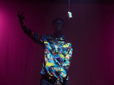 This US designer is shaping pop culture fashion, one viral look at a time — Entertainment coverage by Daily American Press...