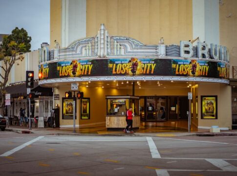 The America that Hollywood does not show — Entertainment coverage by Daily American Press. Photo: Clément Proust via Pexels