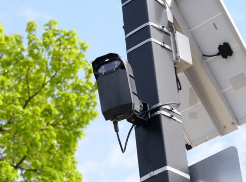 Featured image related to Sen. Josh Hawley introduces bill aimed at stopping abuse of Flock cameras and similar AI techn