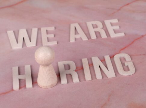 Low-hire, low-fire labor market continues in September jobs report — Economy coverage by Daily American Press. Photo: Ann ...
