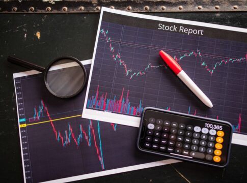 AI-centered US stock bull market nears four-year anniversary — Economy coverage by Daily American Press. Photo: RDNE Stock...