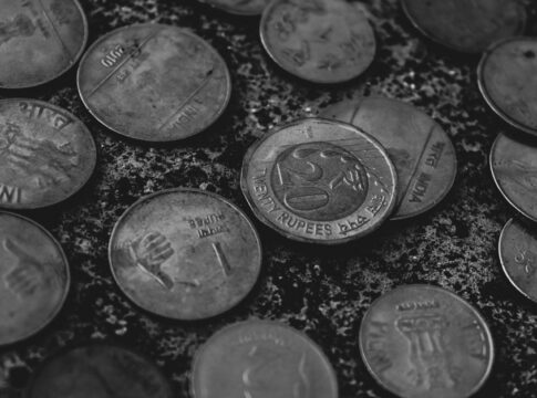 Indian rupee to rally on fresh RBI measures, bonds eye inflation prints — Economy coverage by Daily American Press. Photo:...