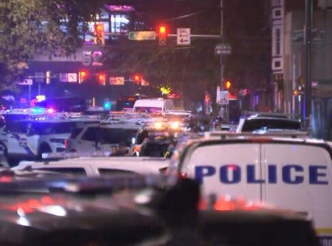 Featured image related to 2 Philadelphia police officers shot, suspect in custody