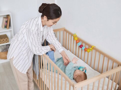 Featured image related to Baby sleep product recalled after FDA finds 3 types of alcohol not listed on label
