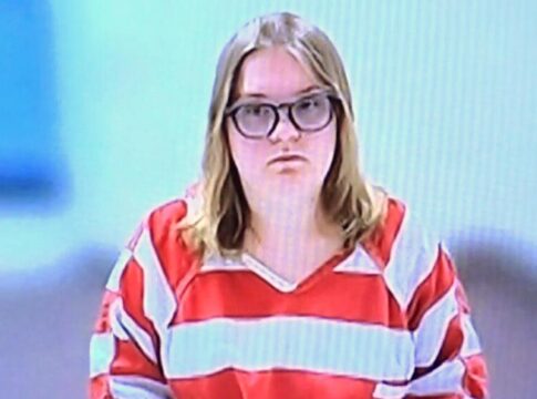 Featured image related to Prosecutor seeking death penalty for Idaho mom who blamed vaccines for twin toddlers' deaths